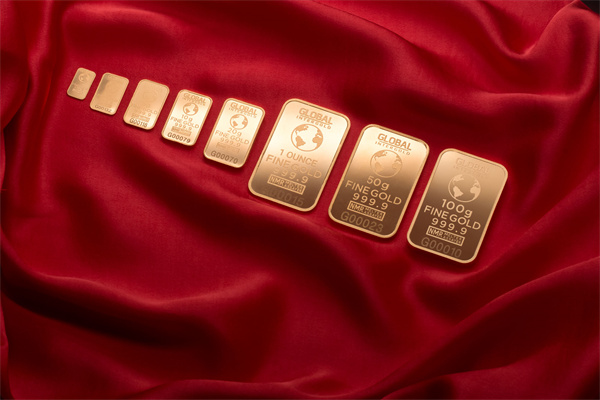 美联储主席鲍威尔重磅发声：关税推高通胀，降息需谨慎等待！