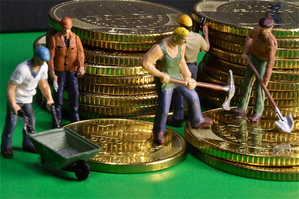 快讯|现货黄金跌破3330美元/盎司，刷新近两周新低，日内跌1.15%